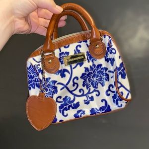 rare mini steve madden top handle bag with heart shaped mirror